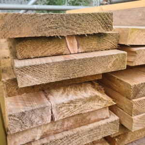 *SECONDS* 1.2m (4ft) Untreated Timber Board *SEE DESCRIPTION*